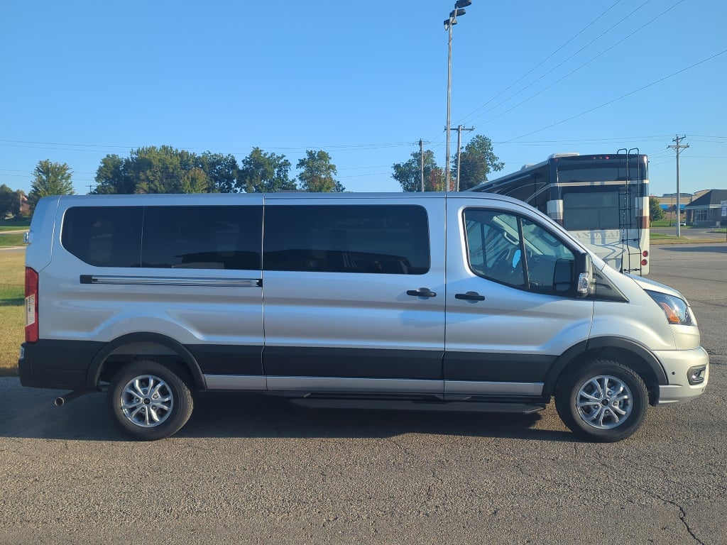 2025 Ford Transit Wagon XLT 12 Passenger