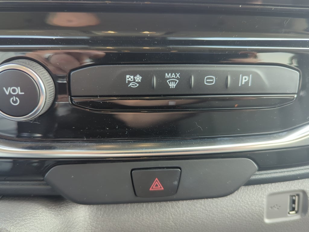 2025 Ford Transit Wagon XLT 15 Passenger