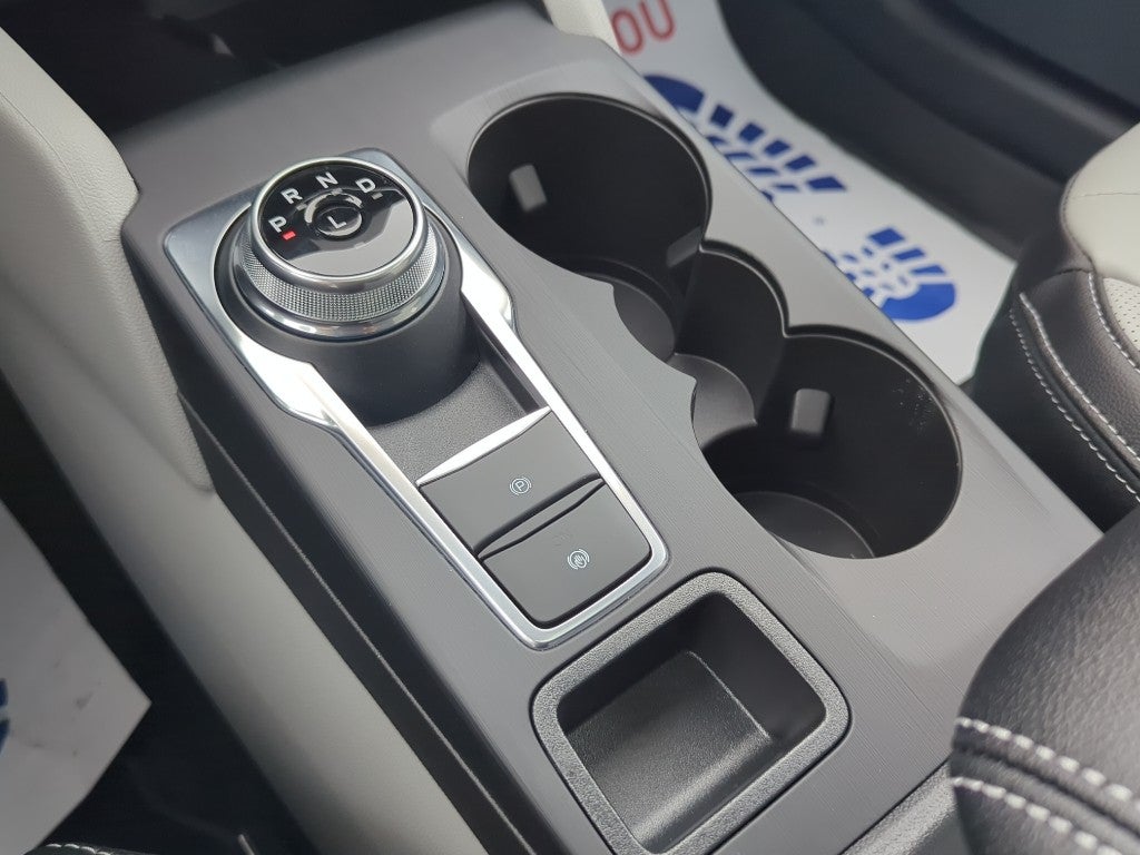 2026 Ford Escape Platinum