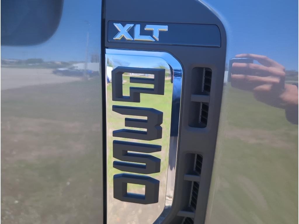 2025 Ford F-350 XLT