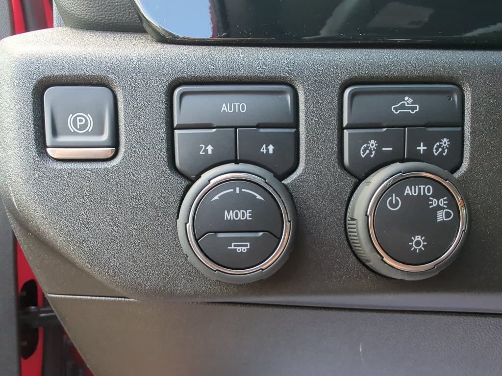 2024 Chevrolet Silverado LT