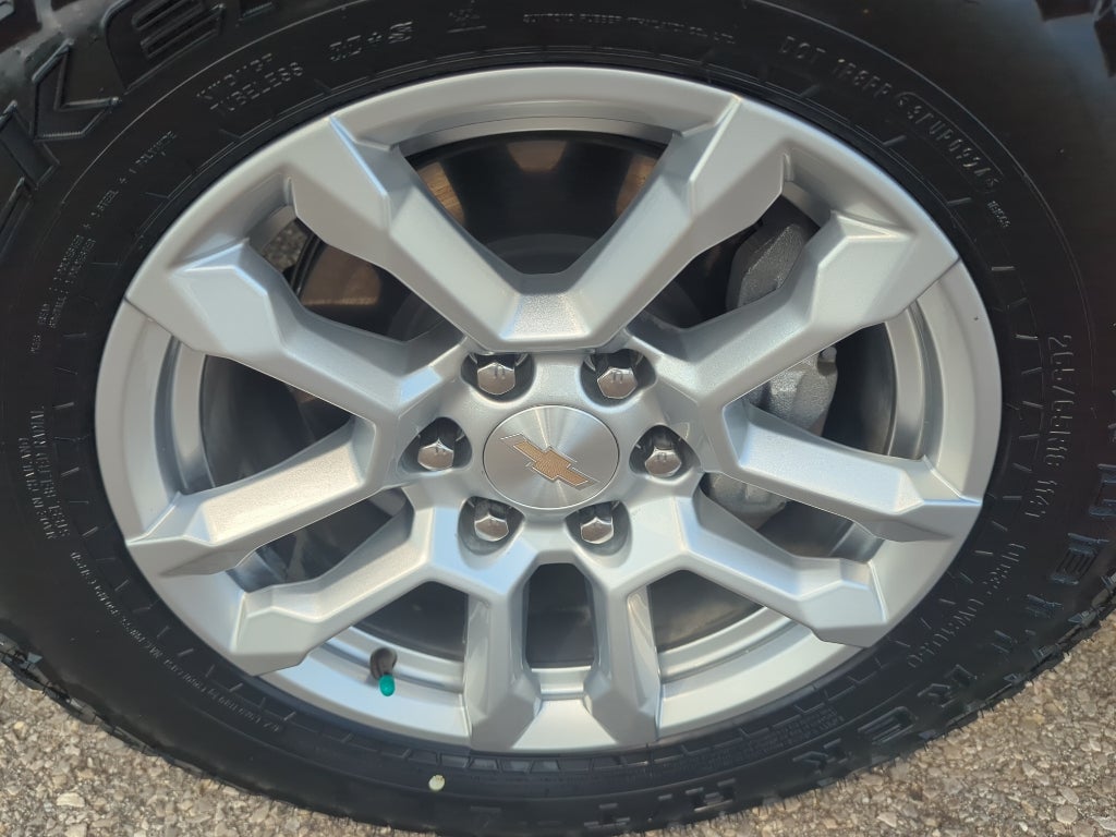 2024 Chevrolet Silverado LT