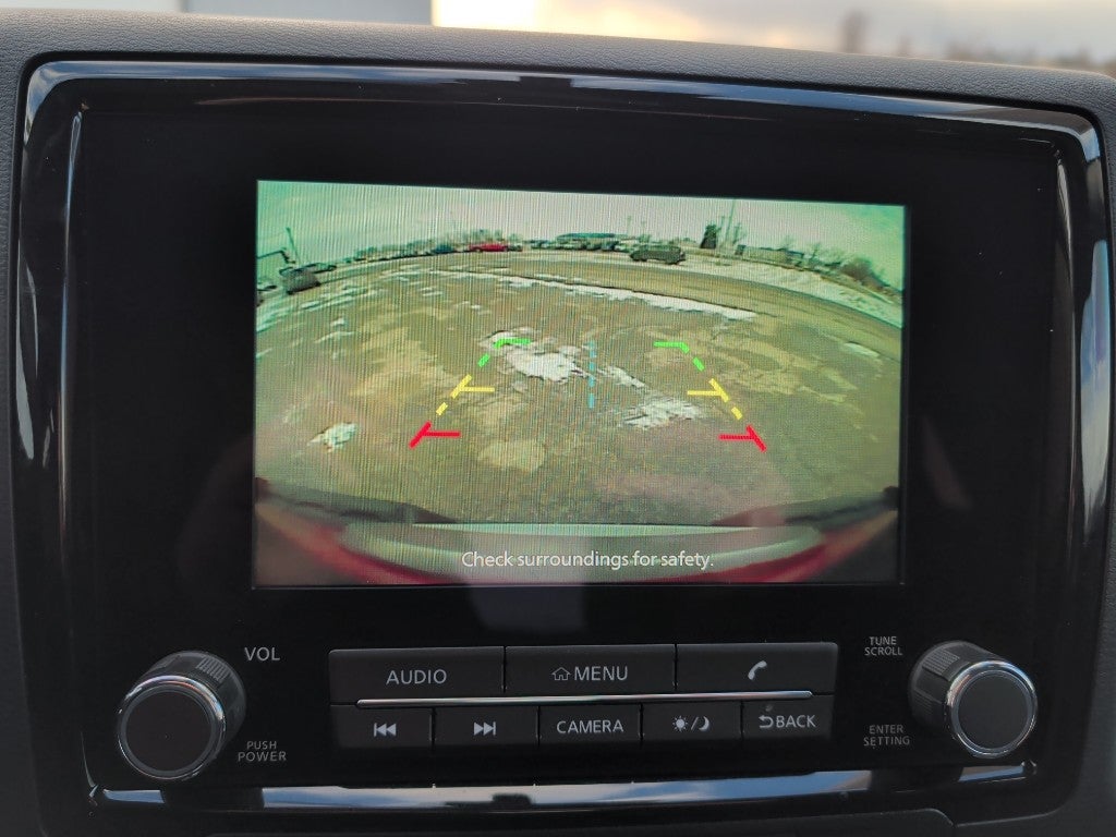 2022 Nissan Frontier SV