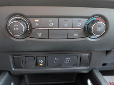 2022 Nissan Frontier SV